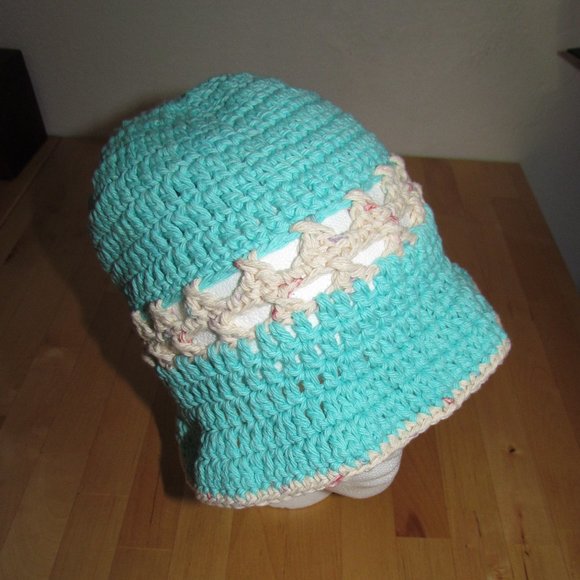 Taller de ABU crochet hat - Picture 4 of 9